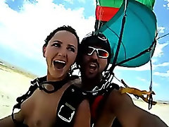 Extreme skydive sex