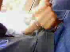 ARAB HANDJOB IN CAR