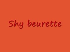 Shy Beurette Arab  N15