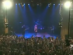 Taylor Momsen Lesbo Dancing Live