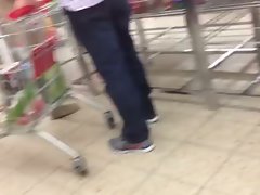 Attractive Mum in the supermarket